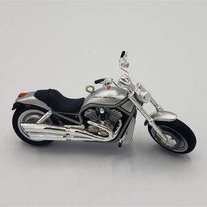 Hallmark Keepsake Ornament Harley-Davidson 2002 VRSCA V-Rod Collector Series